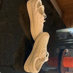 Tretorn Women's White Sneakers